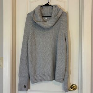 Market & Spruce Gray Cowl Neck Sweater Women’s M Thumbhole Cozy Knit
